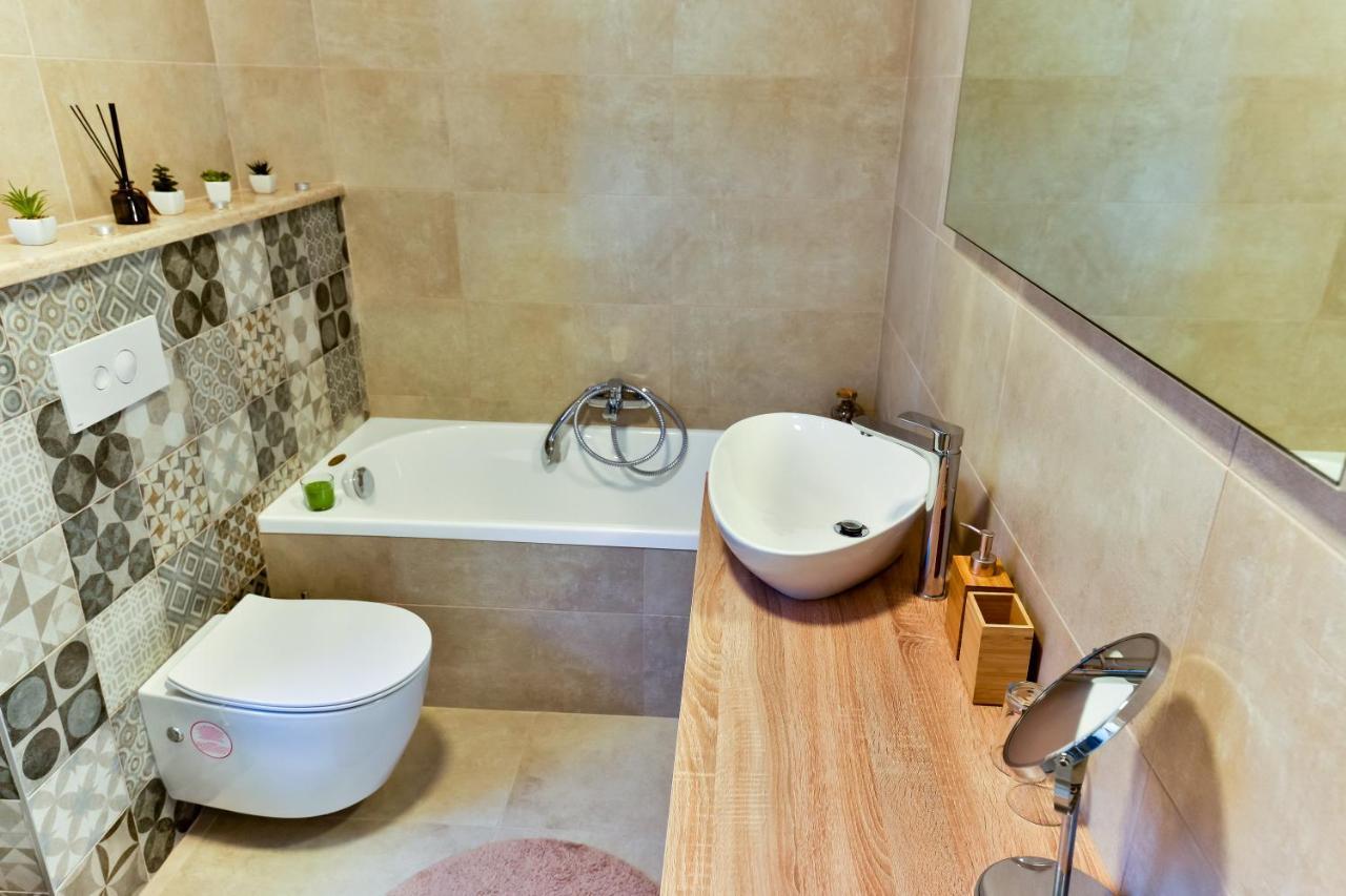 Villa Luciana Spa House, บูเย ภายนอก รูปภาพ